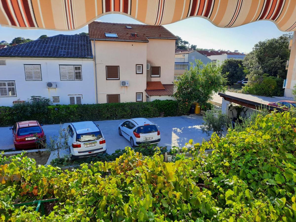Apartman Matusan Palit55 Rab Town Exterior photo